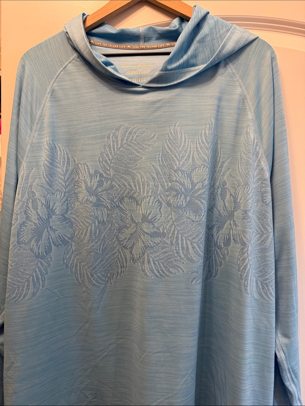 Tommy Bahama Light Blue IslandZone Logo Tee UPF 50 performance fabric